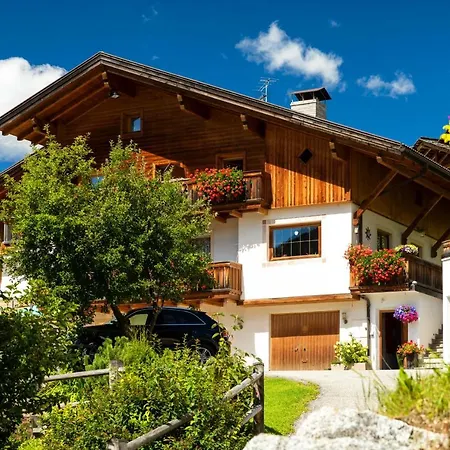 Apartment Ciasa Odlana San Cassiano (Badia)
